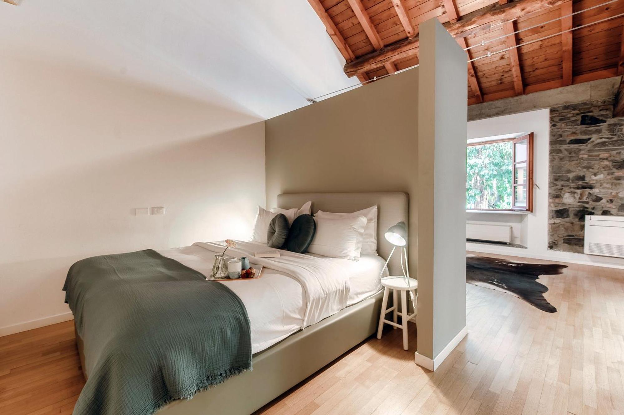 Corte Delle Rondini - Bymyhomeincomo Exteriör bild