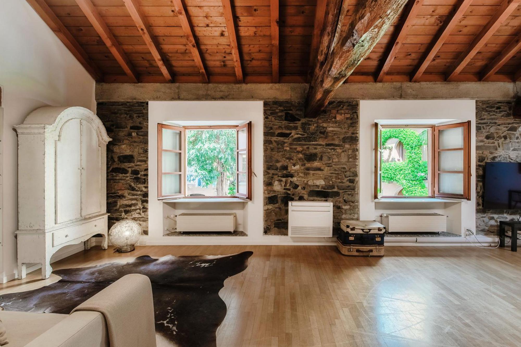 Corte Delle Rondini - Bymyhomeincomo Exteriör bild
