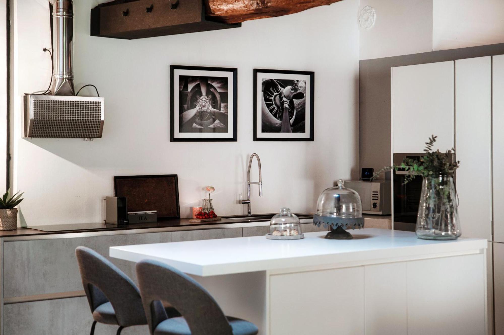Corte Delle Rondini - Bymyhomeincomo Exteriör bild