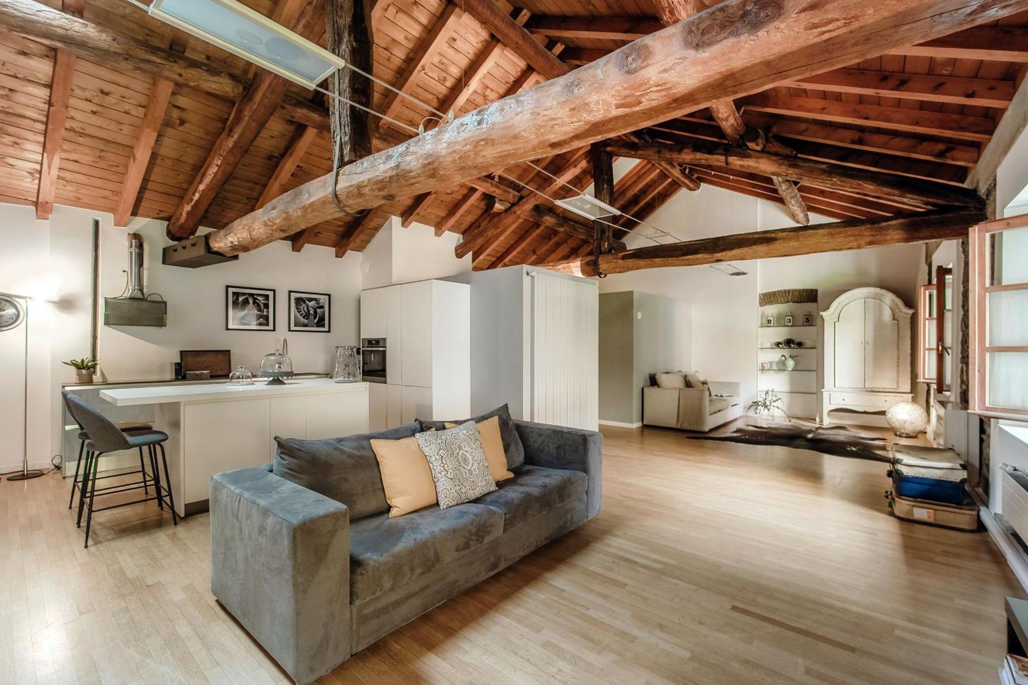 Corte Delle Rondini - Bymyhomeincomo Exteriör bild