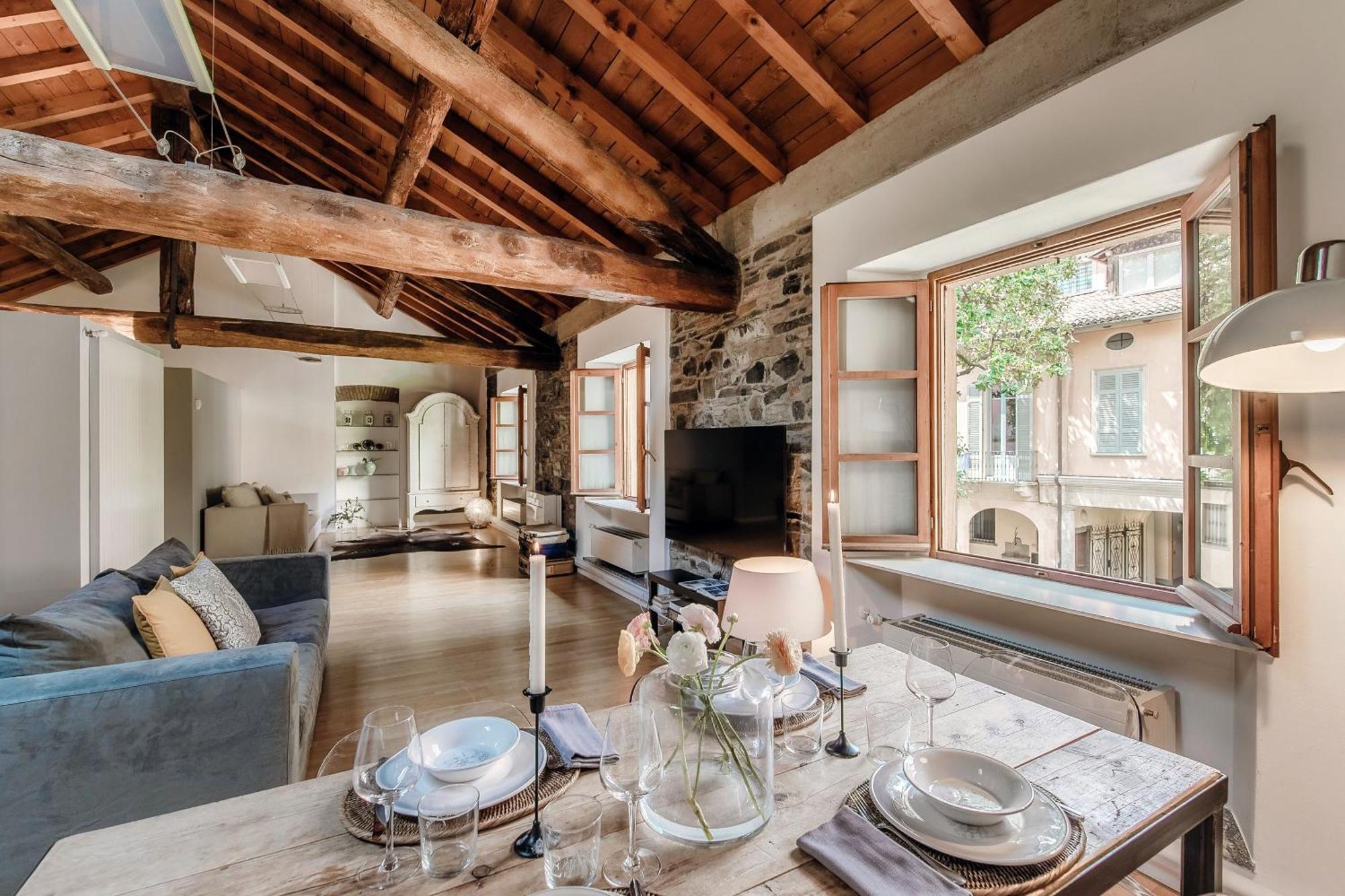 Corte Delle Rondini - Bymyhomeincomo Exteriör bild